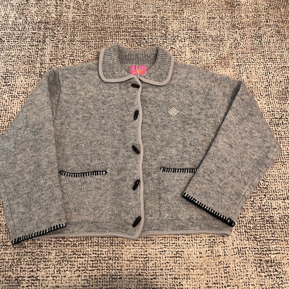 Boxy Cardigan - Picture 2 of 12